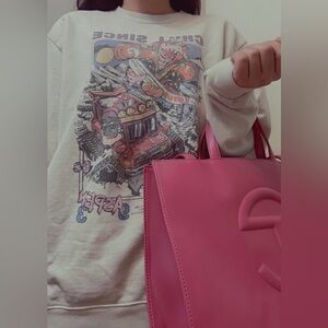 Chill Since ‘93 John Galt (Brandy Melville) sweater ❄️ 🛹